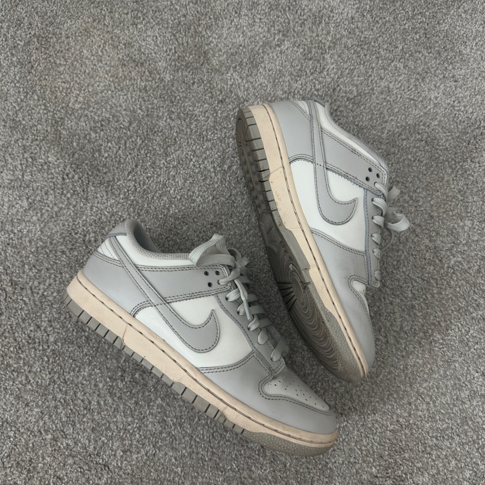Nike Gray and White Dunks
